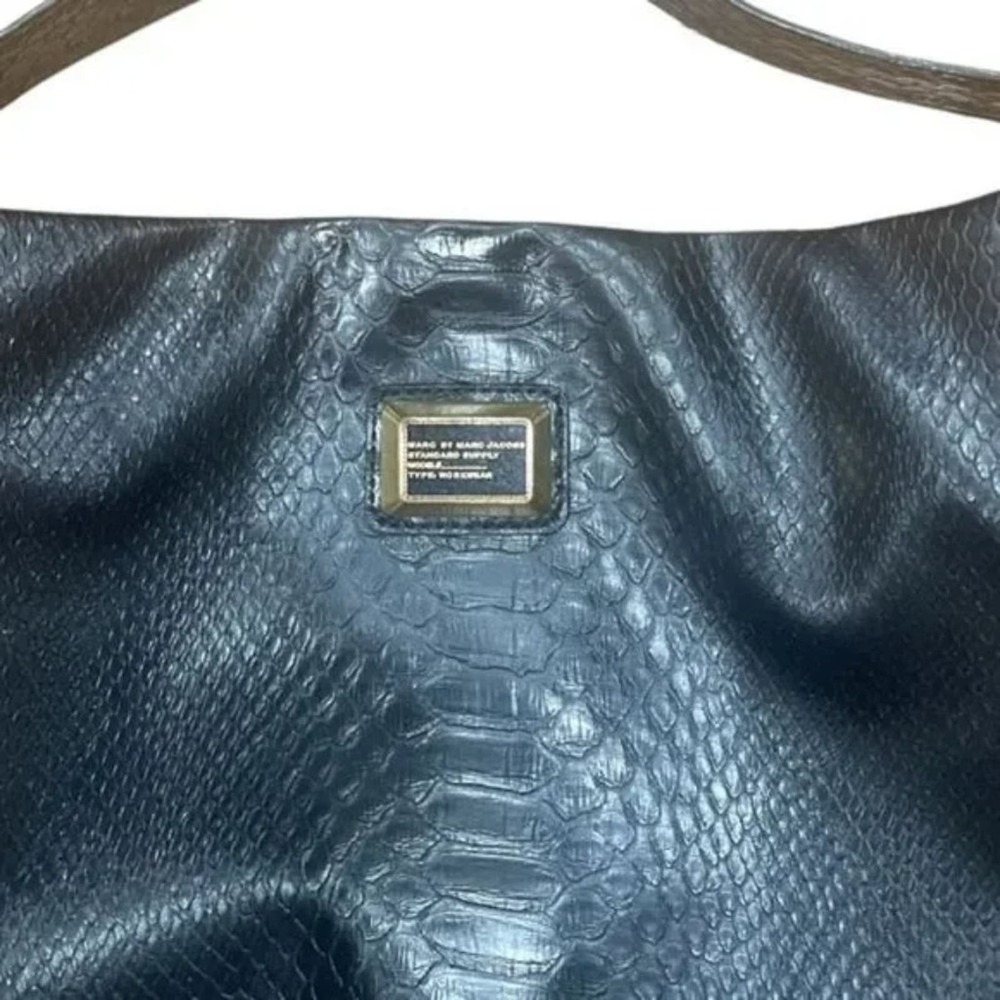 Marc By Marc Jacobss Black Embossed Python Leathe… - image 6